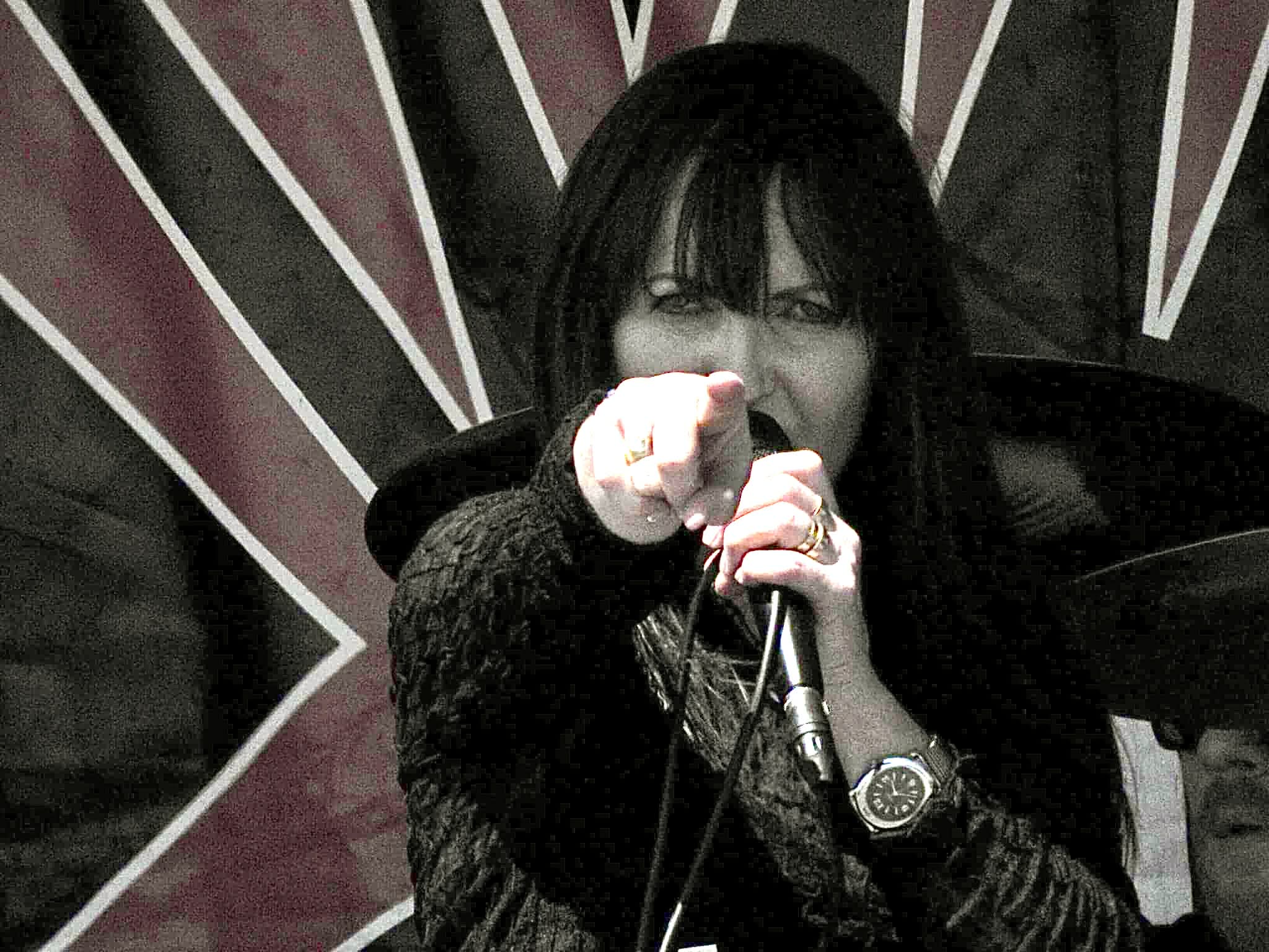 The Divinyls Story- It's A Fine Line